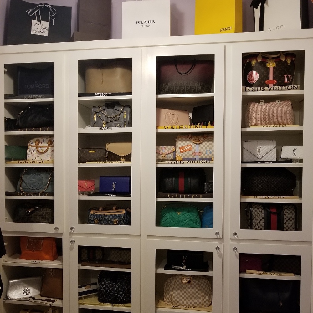 Meet your Posher, Rita - Picture 3 of 5